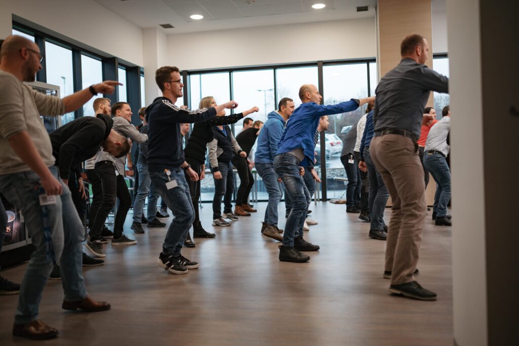 Plesni team building