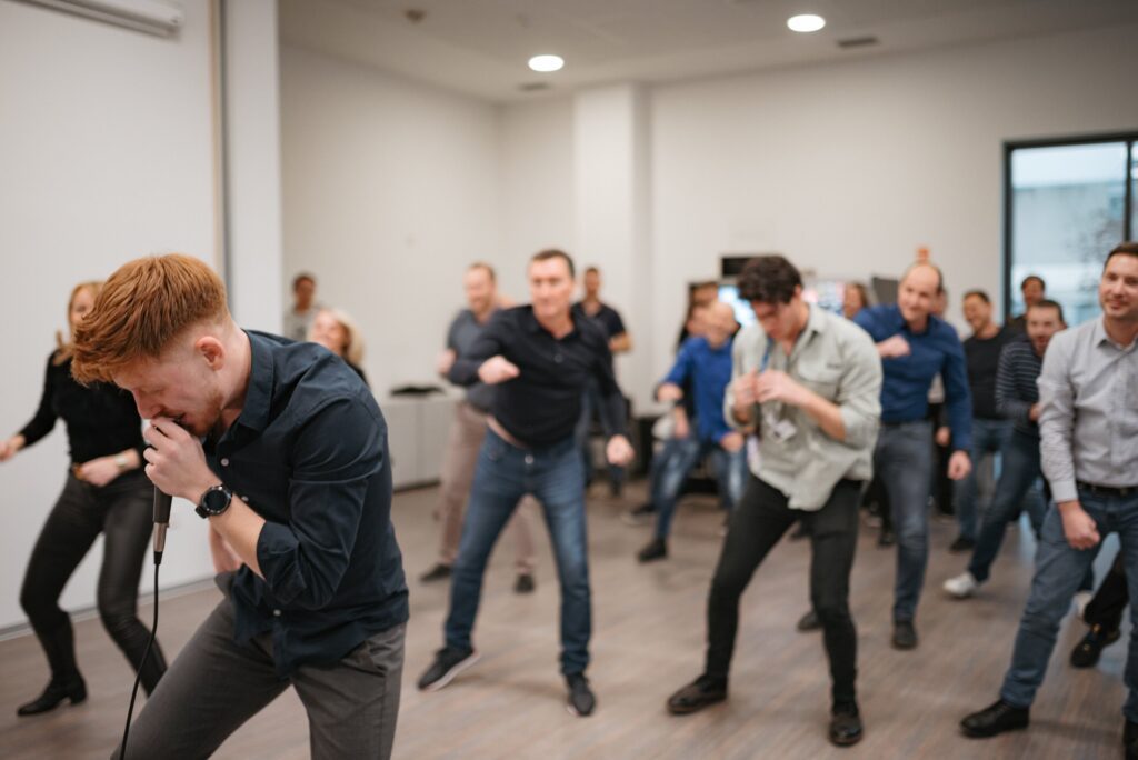 Plesni team building